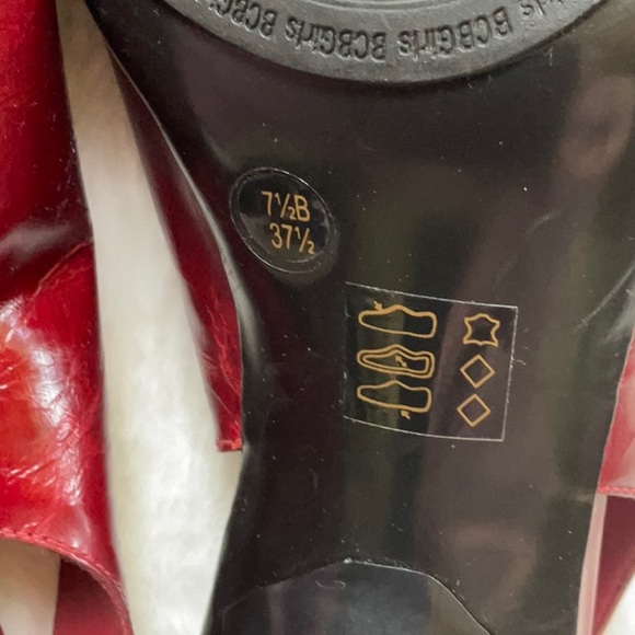 BCBGirls red patent shoes 7.5 - Picture 6 of 8